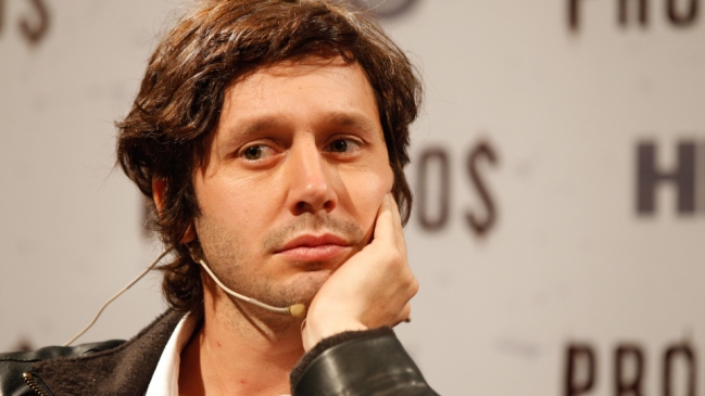 Benjamín Vicuña mantiene 