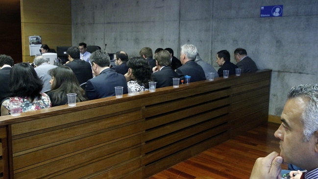 Fiscal cree posible llegar a penas de cárcel contra ejecutivos de farmacias