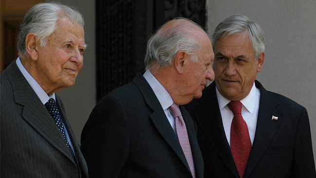 Ex Presidentes asistirán a presentación de comisión para separar política de los negocios