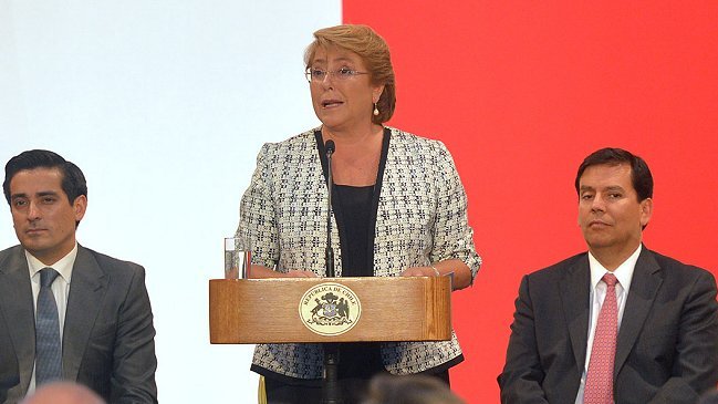 Bachelet propuso que representantes electos que sean condenados pierdan sus cargos