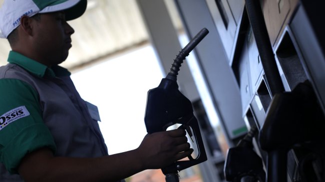 Bencinas registrarán sexta alza consecutiva este jueves