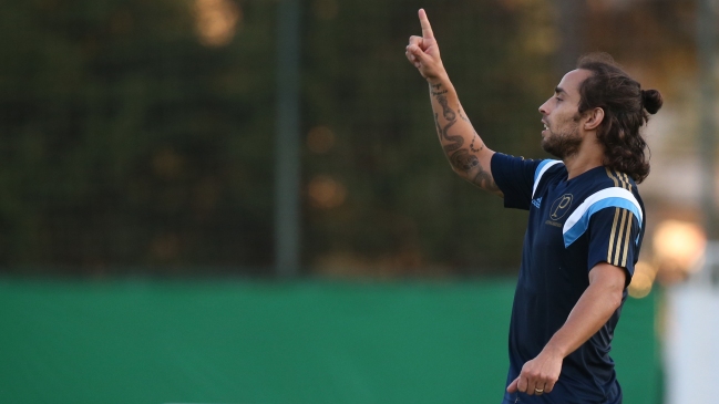 Jorge Valdivia será convocado a la selección para los amistosos ante Irán y Brasil