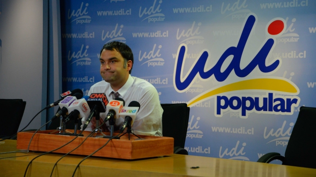 Facciones de la UDI discutirán en comisión política el futuro del partido