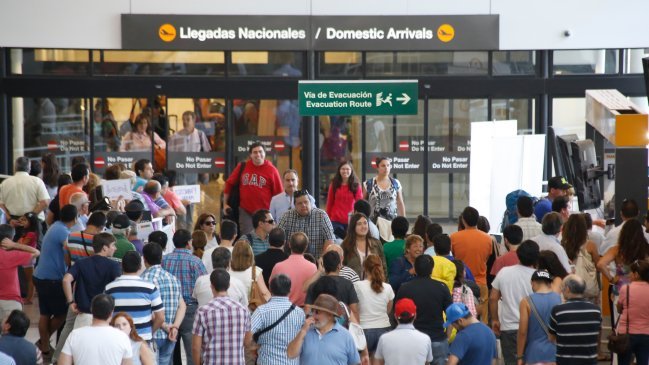 Diputados aprobaron proyecto que establece derechos para pasajeros de líneas aéreas