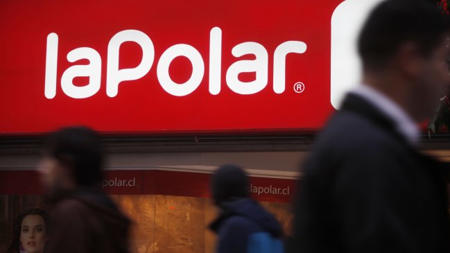 Presidente de La Polar renunció a su cargo