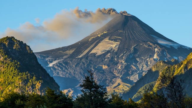 Sernageomin aumentó a naranja alerta técnica por Volcán Villarrica