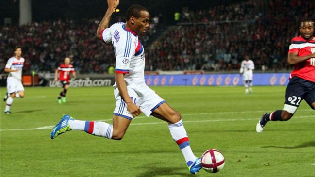 Lyon perdió con Niza y entregó el liderato a Paris Saint-Germain en Francia