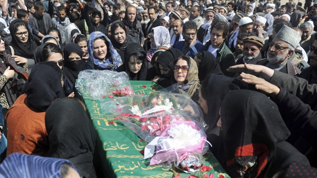 Mujer linchada por quemar un Corán era inocente