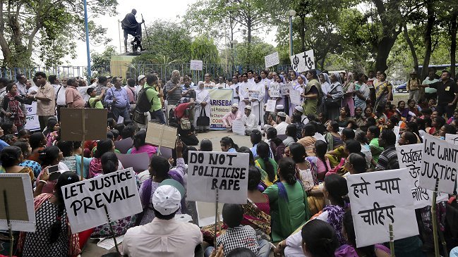 India: Detienen a dos hombres vinculados con violación de una monja de 71 años
