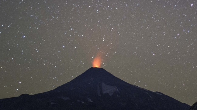 Onemi mantiene alerta amarilla para Volcán Villarrica