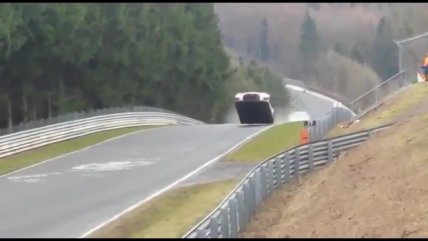   Fatal accidente en carrera de autos dejó un espectador muerto 