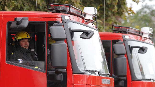 Bomberos presenta aplicación que funciona como un botón de pánico inteligente
