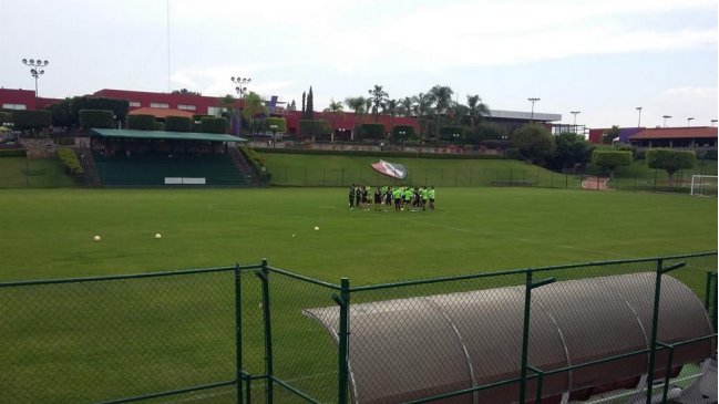 Colo Colo tuvo su primer entrenamiento en Guadalajara pensando en Atlas