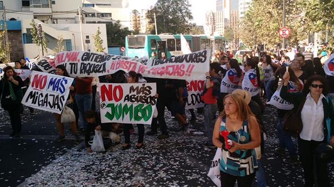 Sindicato de trabajadores de Jumbo inició huelga nacional