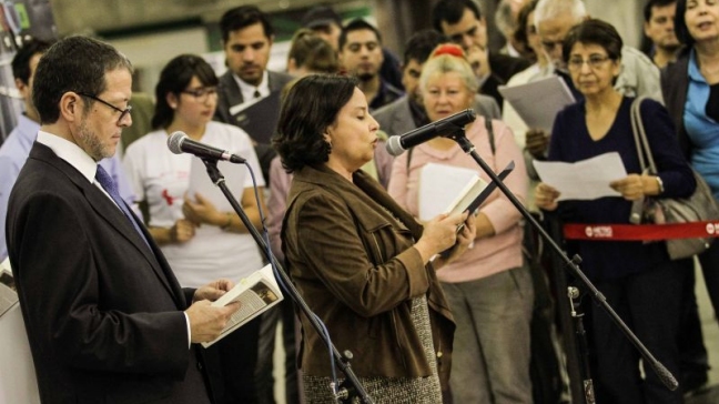 Gabriela Mistral es celebrada en todo el país