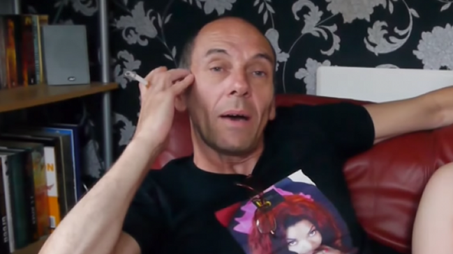 Político británico reconoció trabajar como actor porno