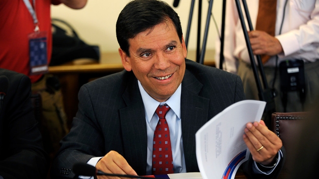 Ministro de Hacienda: La economía puede crecer más de un 3 por ciento en 2015