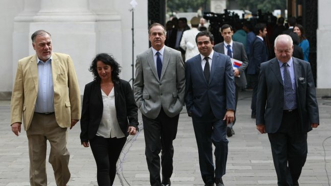 La declaración transversal de los partidos por las irregularidades en la política