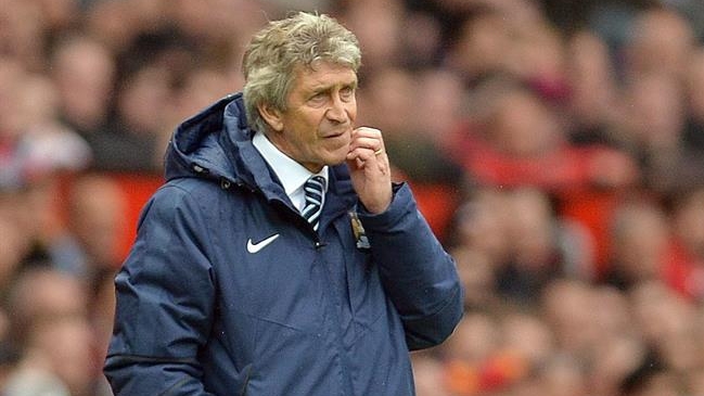 Prensa cuestiona momento de Manuel Pellegrini y especula con su sucesor