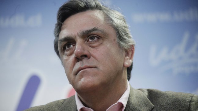 Pablo Longueira evalúa acciones judiciales por vinculación a caso Caval