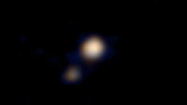 La NASA publica la primera imagen en color de Plutón