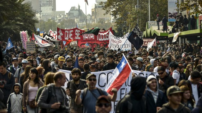 La primera marcha de la Confech 2015