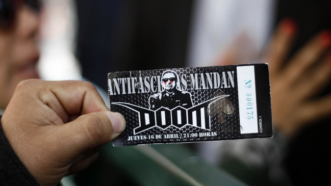 Organizadores descartaron sobreventa de entradas en fatal tocata punk