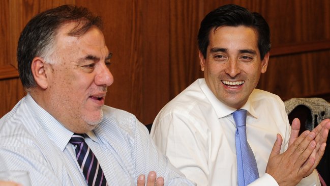 Cumbre de la Nueva Mayoría abordará crisis por casos Penta, SQM y Caval