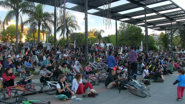 Música a pedales para celebrar el Día Mundial de la Bicicleta en Montevideo