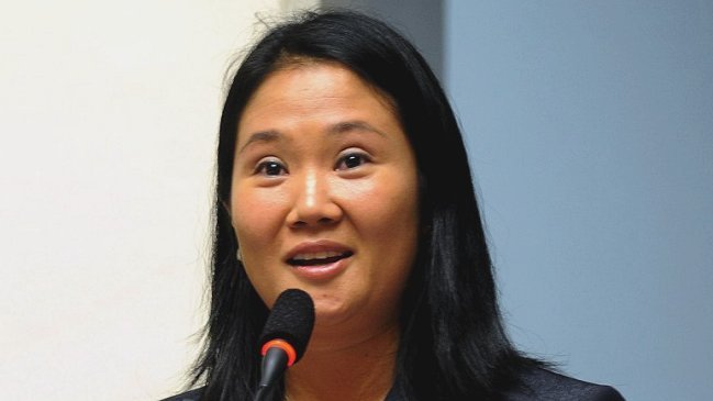 Keiko Fujimori sigue encabezando intención de voto para presidenciales de 2016