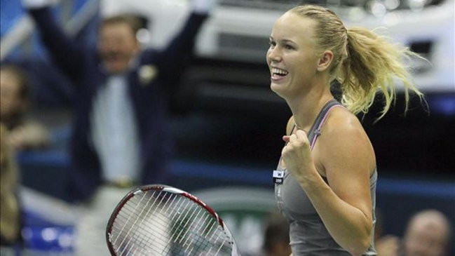Caroline Wozniacki se instaló en semifinales del WTA de Stuttgart