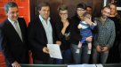 Antonio, el primer niño registrado con dos madres y un padre