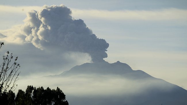Sernageomin descartó relación entre distintas erupciones volcánicas