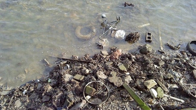 Cómo los cosméticos contaminan el mar