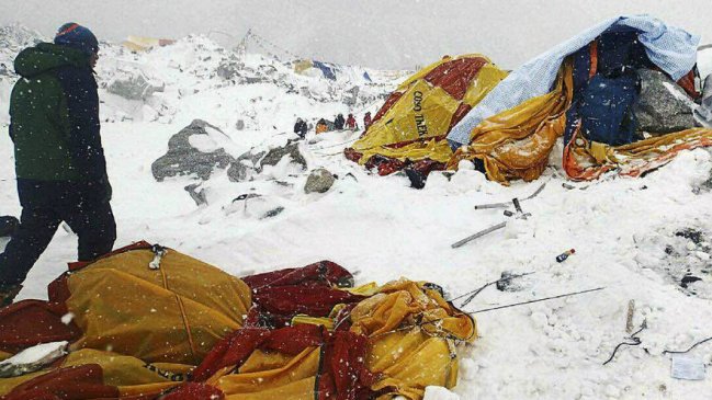 Cuatro chilenos no han podido ser contactados tras terremoto en Nepal