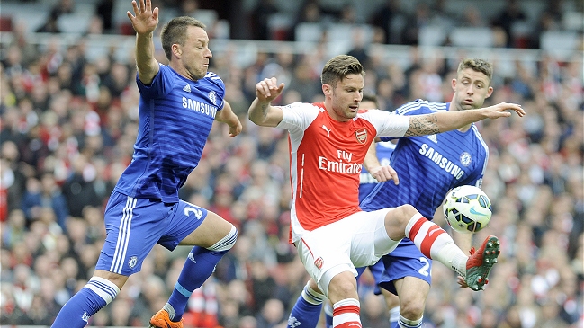 Thierry Henry cree que Arsenal no puede ganar la Premier League con Giroud como delantero