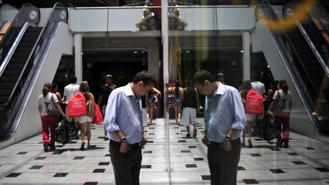 Casos de corrupción afectan las expectativas económicas de los chilenos