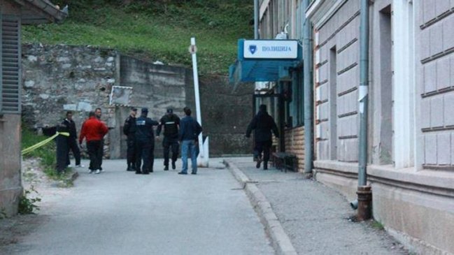 Ataque a comisaría en Bosnia dejó un muerto y dos heridos