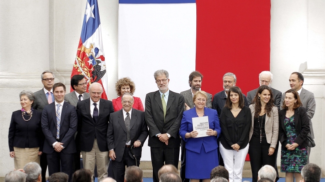 Gobierno: Las empresas no podrán hacer aportes a política