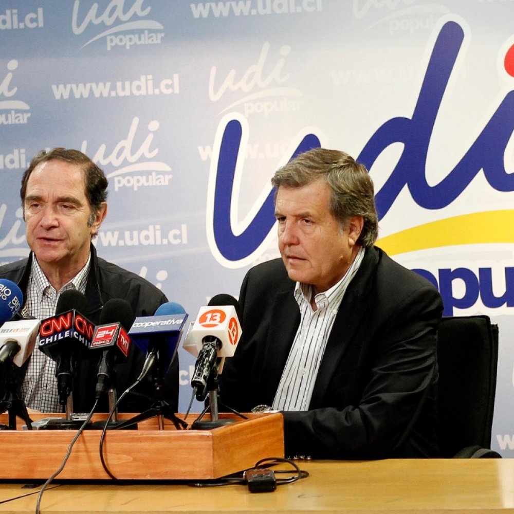 UDI y reforma laboral: El Gobierno está preso por presión de la CUT