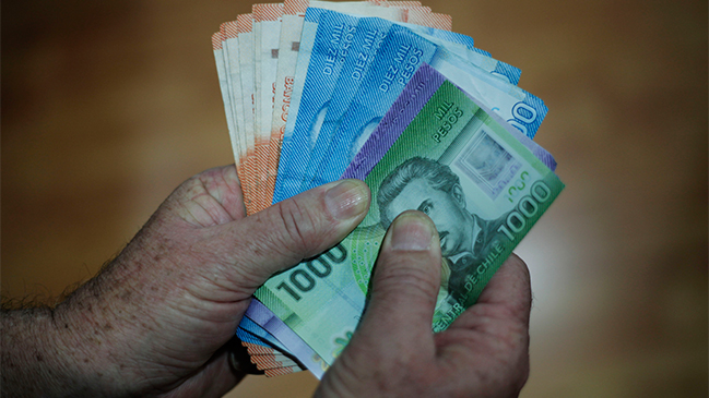 Comenzó entrega del Bono Invierno: Revisa cómo cobrarlo