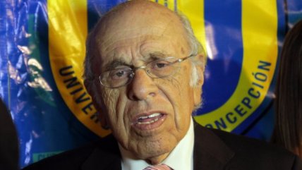 Presidente señaló que U. de Concepción no puede pagarle a O. González lo que gana en la U