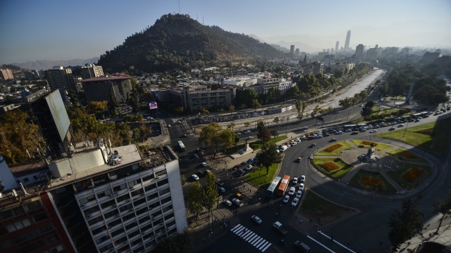 Polémica por fuerte caída de Santiago en ranking de calidad de vida