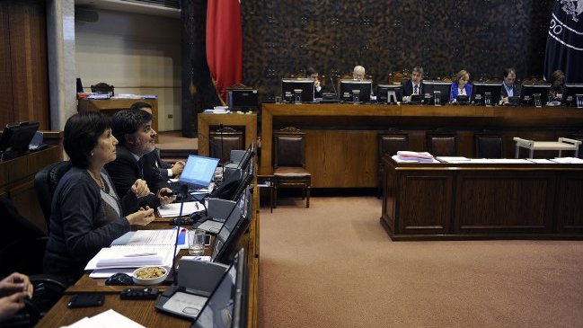 Acusan presiones indebidas de la industria farmacéutica en ley 