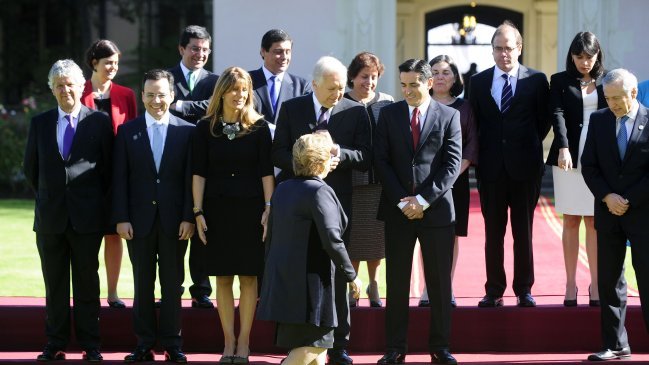 Claudio Fuentes: Cambio de gabinete es coherente con una crisis política significativa