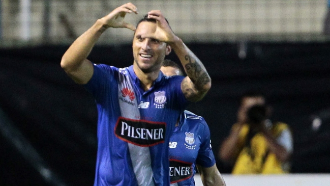 Emelec derrotó a Atlético Nacional y puso un pie en cuartos de la Copa Libertadores