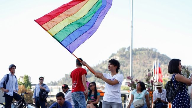 Movilh: El Pacto de Unión Civil fue aprobado tardíamente