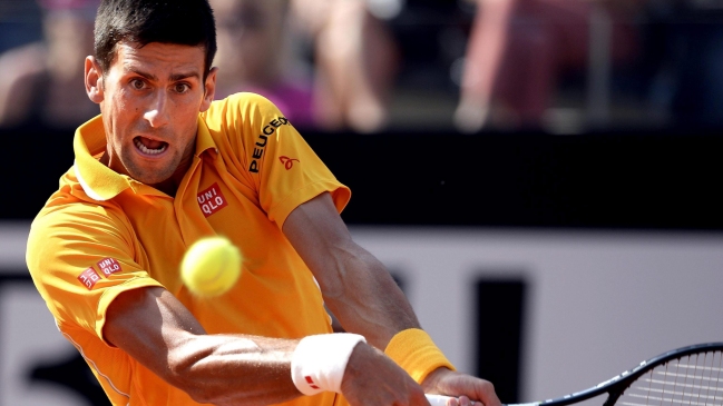 Novak Djokovic doblegó en tres sets a Nicolás Almagro en Roma