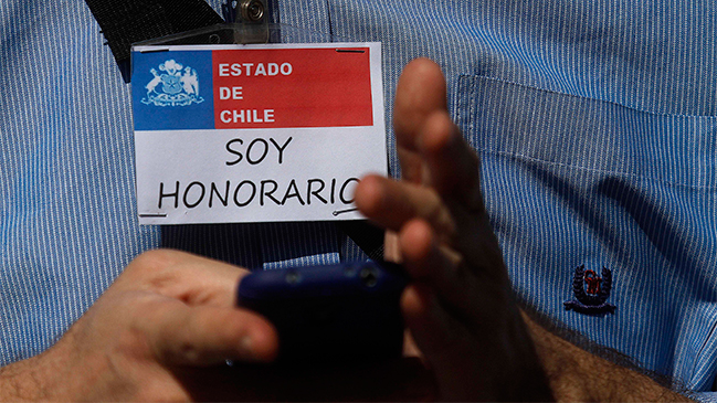 Presidenta Bachelet: No habrá trabajadores a honorarios en el Gobierno central