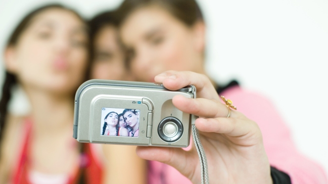 Una joven se disparó en la cabeza cuando trataba de hacerse una 